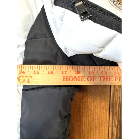 Madden NYC White and black puffer thick coat with hood Size S Women's - Picture 5 of 8